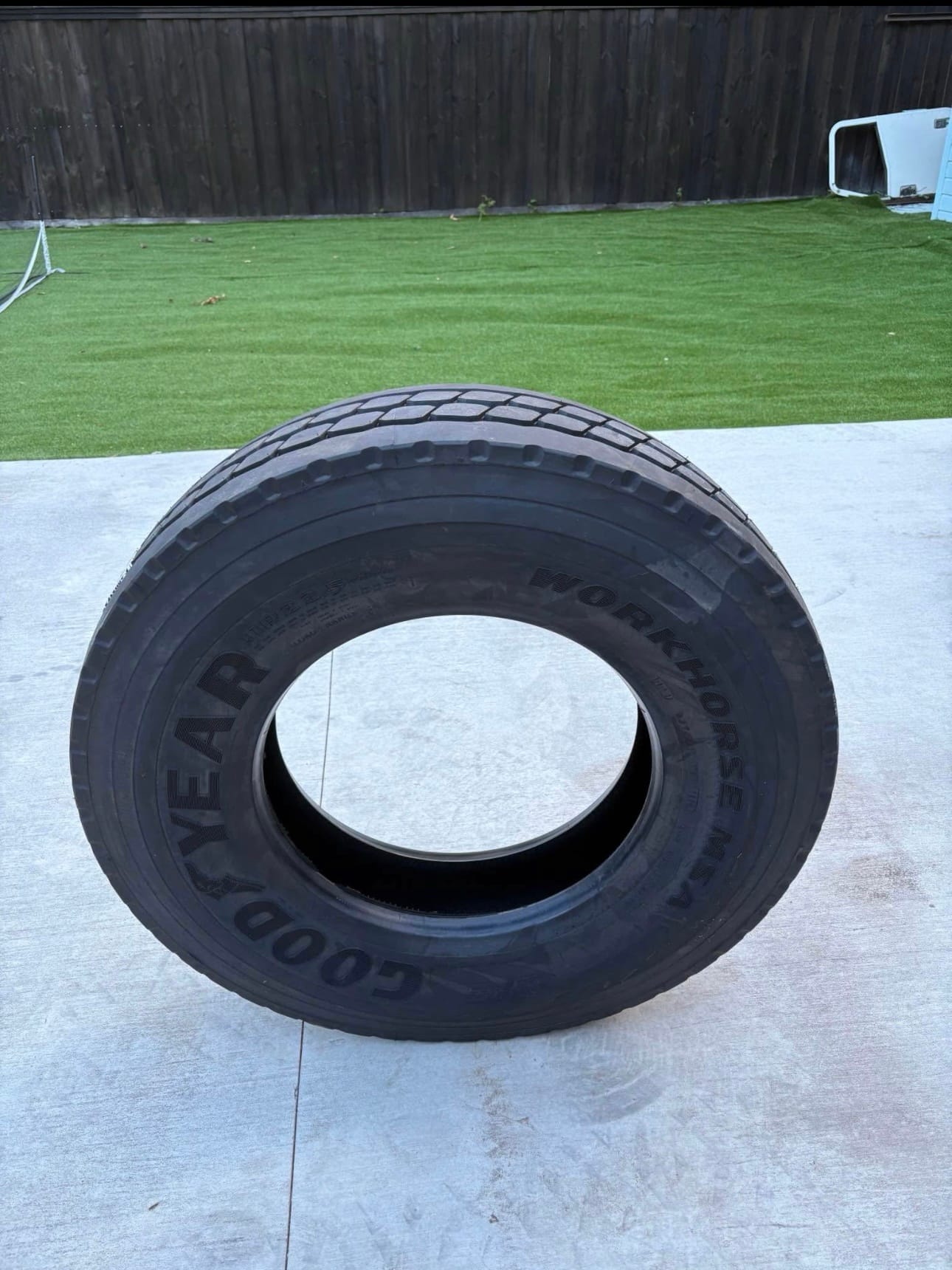 Screenshot 11R22.5 Commercial Truck Tire - Image 1