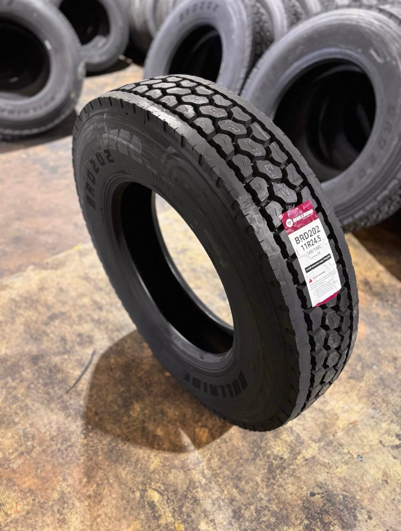 Screenshot Alliance 11R24.5 Truck Tires - Image 1